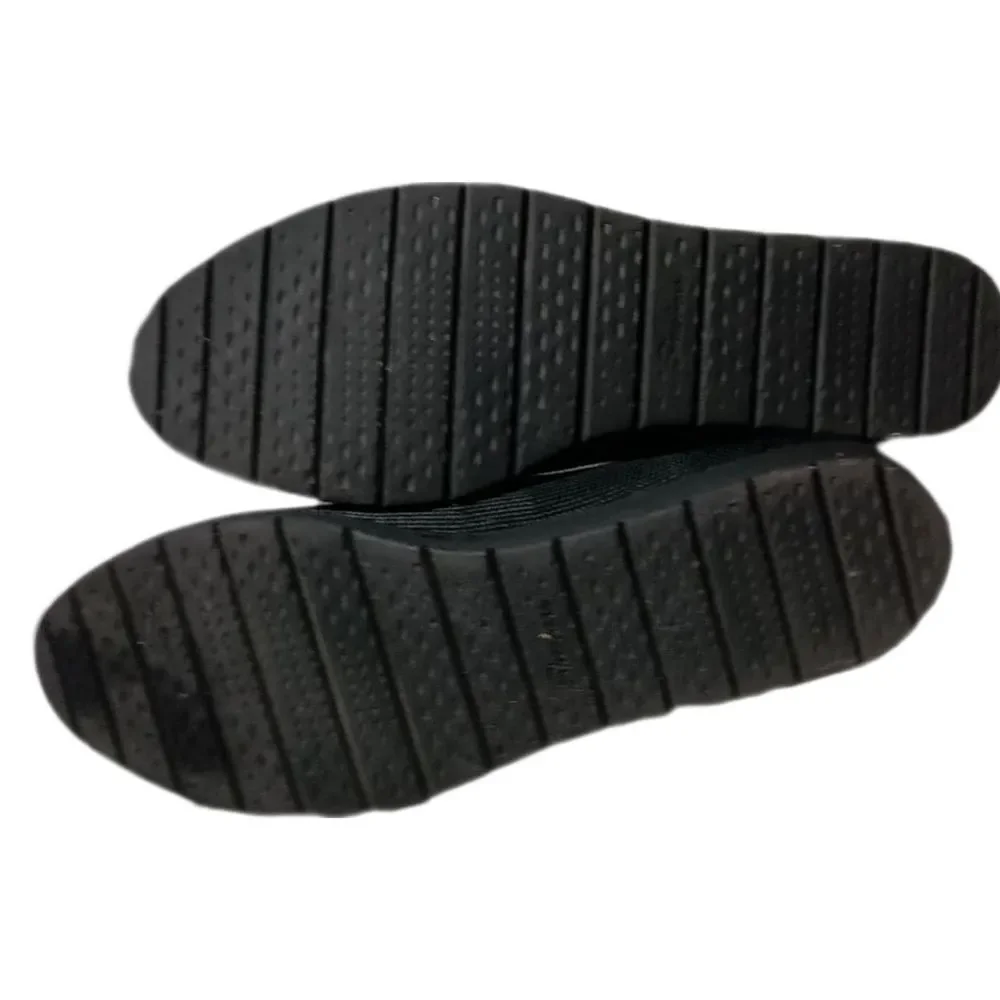 Skechers air cooled memory foam slippers SKUW013‎